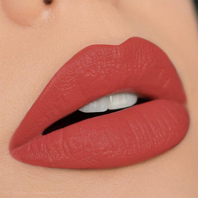 Hovedbilde Hydrating Liquid Lip Creme Warm Nude